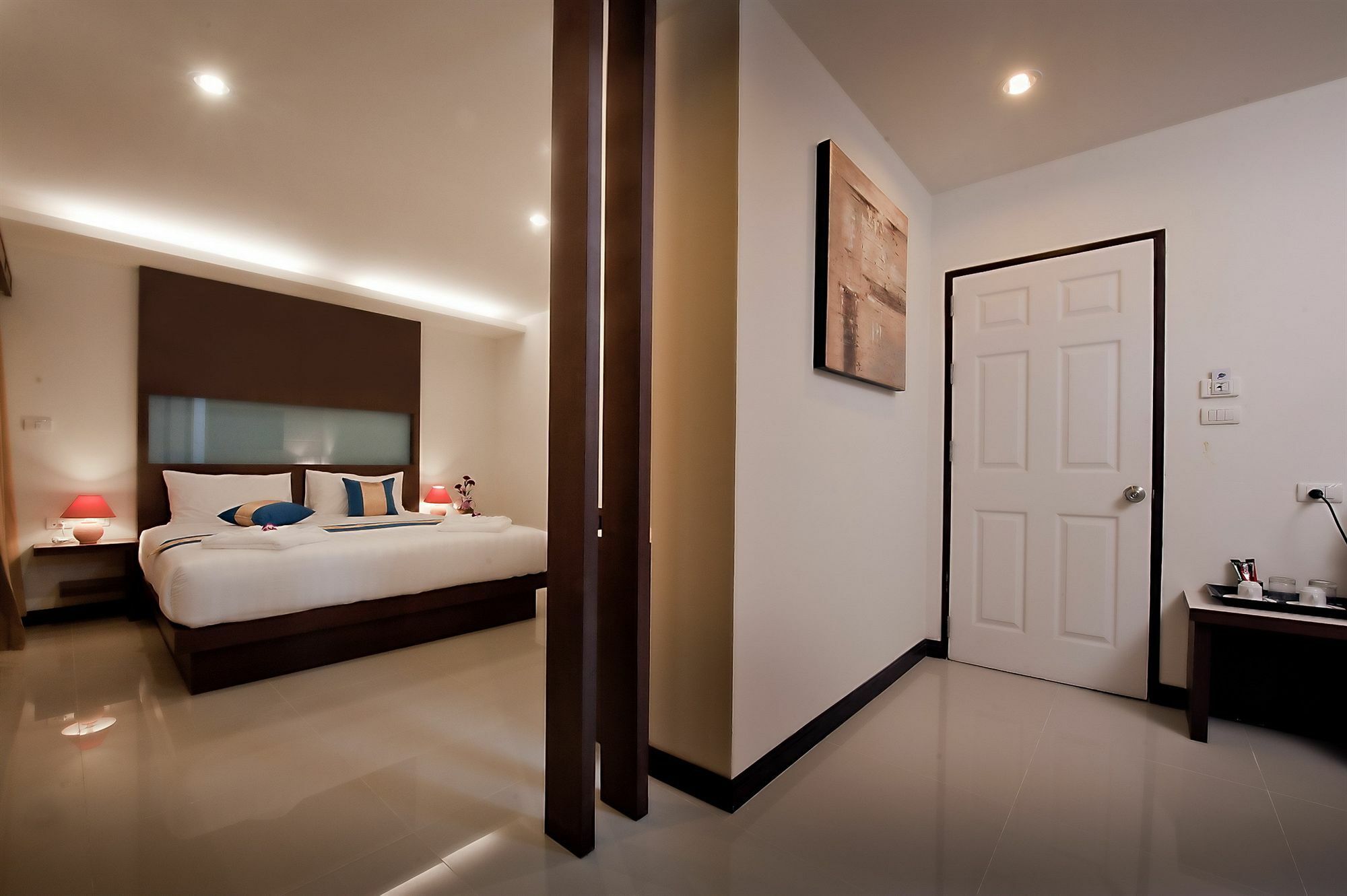 Hotel Tuana Blue Sky Patong Exterior foto
